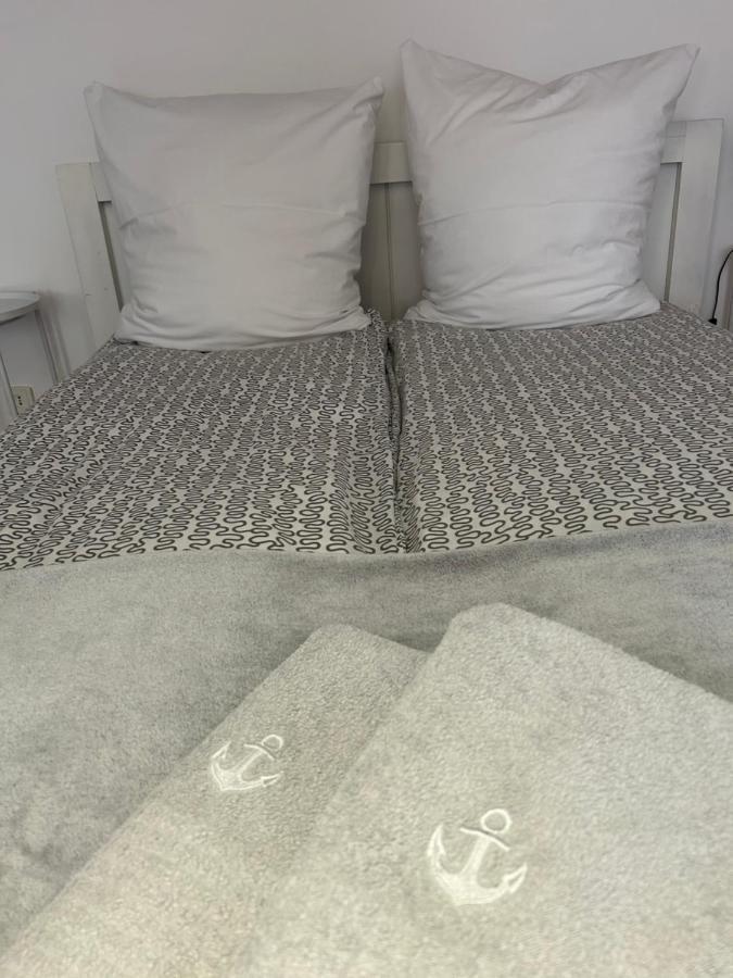 Apartamento Cicha Zatoka Mikołajki Exterior foto